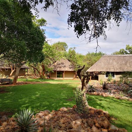 Boulders Safari Lodge มาเลเลน ภายนอก รูปภาพ